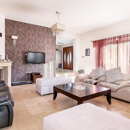 Hera Kyrenia Bb Kazaphani Dış mekan fotoğraf